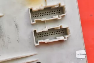 519198048 Блок предохранителей Mazda 3 BK Арт e11669919, вид 9