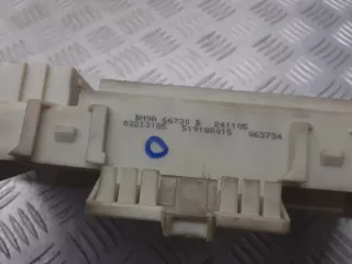 BN9A66730 Блок предохранителей Mazda 3 BK Арт e11115760, вид 2