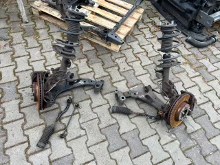 QQW44 Амортизатор передний левый Mazda 3 BK Арт AL17219594124, вид 1