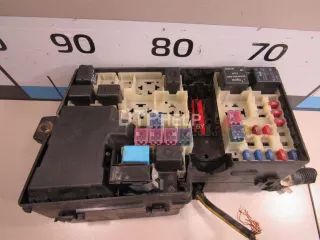 BP4K66760E Блок предохранителей Mazda 3 BK Арт AM81012135, вид 3