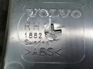 39864348,39875663 Обшивка стойки центральной правой Volvo S60 1 Арт 2089097, вид 3