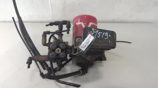 5801681033 Кран масловлагоотделителя (разгрузка) Iveco EuroCargo 6.7л Турбо Арт 20604011, вид 1