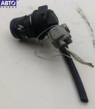  Насос (моторчик) омывателя стекла Mazda 3 BK Арт 52881371, вид 1