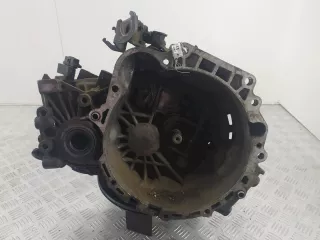 J4 КПП механическая (МКПП) 5-ступенчатая Hyundai Matrix Арт AG115693, вид 1