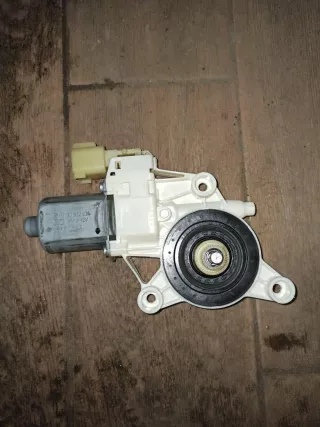 3040713A моторчик стеклоподъемника передний правый Chrysler 200 Арт 8013, вид 1