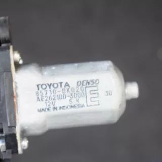 85710-0K020AE262100-3000 , art133442 Моторчик стеклоподъемника задний левый Toyota Hilux 7 Арт 133442, вид 3
