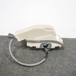 1068969-99-E , art407163 Замок двери задней правой Tesla model 3 Арт 407163, вид 3