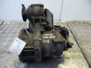  Раздаточная коробка Mercedes C W203 Арт 00061882