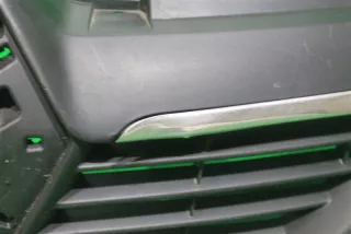 623107605R решетка радиатора Renault Logan 2 Арт ARM8352, вид 4