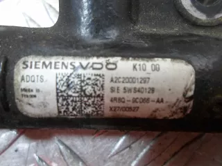 4R8Q9C066AA Топливная рампа Jaguar S-Type Арт 00117581, вид 2
