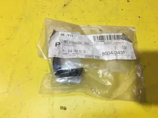 a2048850716 Кронштейн бампера передний Mercedes C W204 Арт MA83984, вид 1