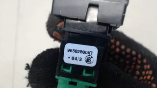 96582880XT Кнопка открытия дверей (бесключевой доступ) Peugeot Partner 2 restailing Арт 6751038, вид 2