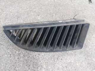 MN127774 Решетка радиатора Mitsubishi Colt 6 Арт 00928002004-2, вид 1