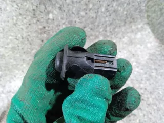 04760847AC Кнопка открытия багажника Chrysler 300C 1 Арт 46023009253, вид 2
