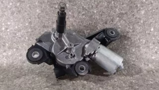  Моторчик заднего стеклоочистителя (дворника) Nissan Qashqai 1  Арт 04629035007