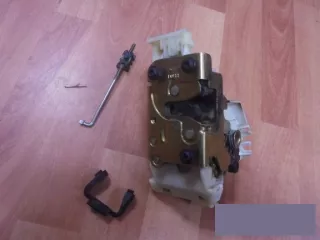 XS41-A26413-CG Замок двери Ford Mondeo 3 Арт bb60729003, вид 3