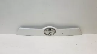 768010e250 Накладка крышки багажника Toyota Highlander 3 Арт lz72515, вид 1