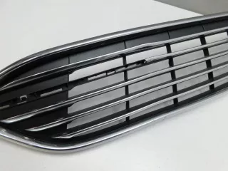  Решетка в бампер центральная Ford Focus 3 Арт smt100106294, вид 2