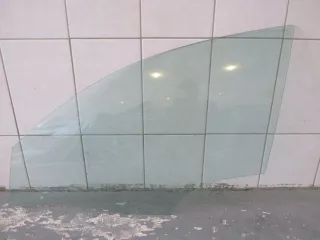  Стекло двери передней левой Mazda 3 BK Арт smt8141080, вид 1