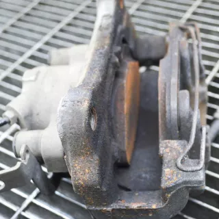 ACF001, 8W06DH , art249928 Суппорт передний правый Audi A4 B9 Арт 249928, вид 4
