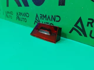 J9C5258, j9c313193cc, 3 Фонарь внутренний Jaguar E-PACE Арт ARM180540, вид 3
