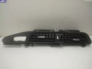 687505FA2A Дефлектор обдува салона Nissan Micra K14 Арт 53769600