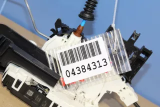 A1667200635 Замок двери передней правой Mercedes A W176 Арт ZAP139532, вид 2