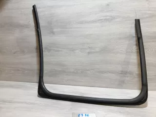 9300Z1 Уплотнитель стекла двери задний левый Citroen C3 1 Арт ZAP185098, вид 1