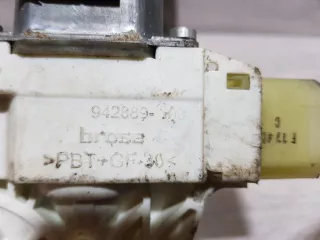 51337248172 Моторчик стеклоподъёмника передний правый BMW 5 F10/F11/GT F07 Арт ZAP190873, вид 3