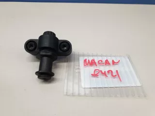 95B827239 Отбойник крышки багажника Porsche Macan Арт ZAP205899