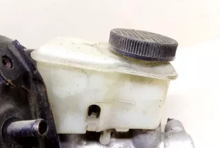 852-04904 Бачок тормозной жидкости Mazda 626 GD Арт 2059310-2, вид 5