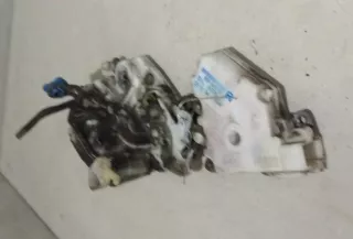  замок двери передней правой Nissan Primera 10 Арт 2027107, вид 2