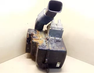  Корпус воздушного фильтра Mazda 626 GD Арт 2052542, вид 4