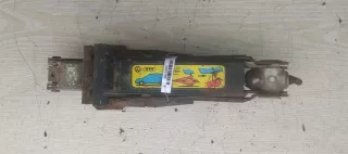 257011031 Домкрат Volkswagen Passat B3 Арт 2026789, вид 1