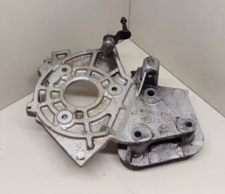8200240204 Крепление ТНВД Nissan Primera 12 Арт 2031256, вид 1