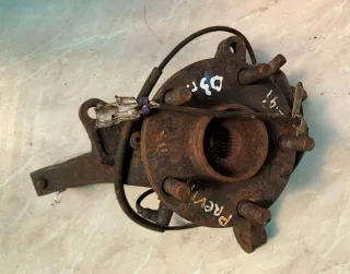  ступица передняя правая Toyota Previa XR30, XR40 Арт 2043836