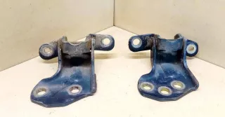  петля двери передней правой Mazda 626 GE Арт 2055576, вид 1