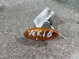 90504212 Повторитель передний левый Opel Vectra B Арт 46023022261, вид 1