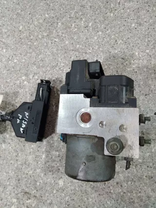 0273004403,0265216588,476609F610 Блок ABS Nissan Primera 11 Арт 46023022653, вид 3