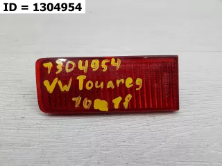 7P6945106 Светоотражатель (катафот) заднего бампера правый  Volkswagen Touareg 2 Арт VD1304954, вид 1