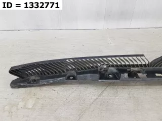 5NR807863 Кронштейн заднего бампера центральный  Volkswagen Tiguan 2 Арт VD1332771, вид 2
