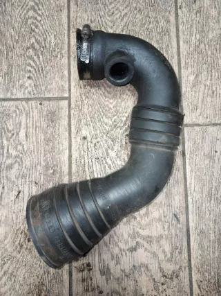 8D0129615A Патрубок интеркулера Volkswagen Golf 3 Арт 15043_5, вид 2