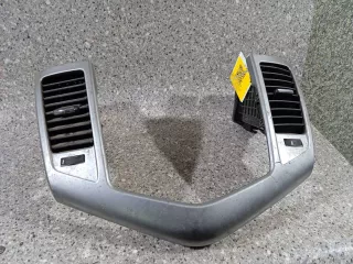 96829368,96829367,96989984,96989986 Накладка декоративная на торпедо Chevrolet Cruze J300 Арт 46023028005, вид 2