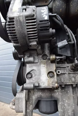 9146253 Кронштейн генератора Volvo XC90 1 restailing Арт T84V-17-101-1