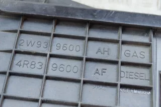 4R83-9600-AF, 2W93-9600-AH, 4R83-9D613-AB , art512437 Корпус воздушного фильтра Jaguar XF 250 Арт 512437, вид 4