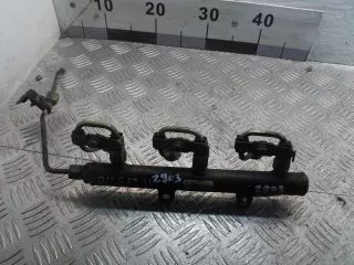 4R8Q9D280BC Топливная рампа Land Rover Discovery 3 Арт 00136504, вид 1