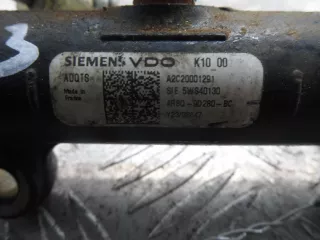 4R8Q9D280BC Топливная рампа Land Rover Discovery 3 Арт 00136504, вид 2
