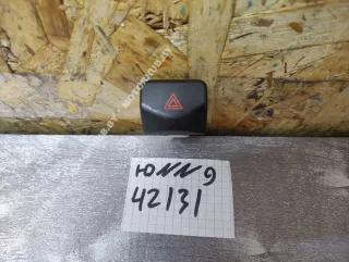  Кнопка аварийной сигнализации Nissan Note E11 Арт 00042131