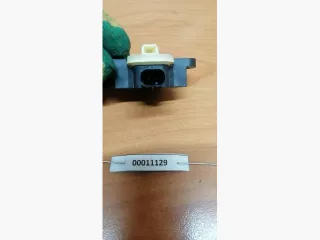 A1668210351 Датчик удара Mercedes A W176 Арт 00011129, вид 2