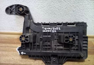 1K0915333H Полка аккумулятора Volkswagen Tiguan 1 Арт 279526378TP, вид 1